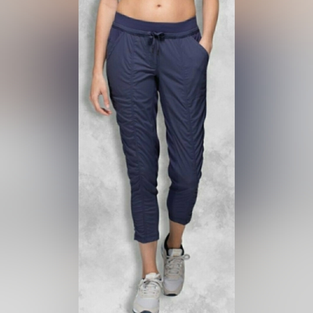 Vintage Lululemon Dance Studio Crop Pants. Stripes. 26". Cadet Blue. Size 8. - Picture 1 of 11